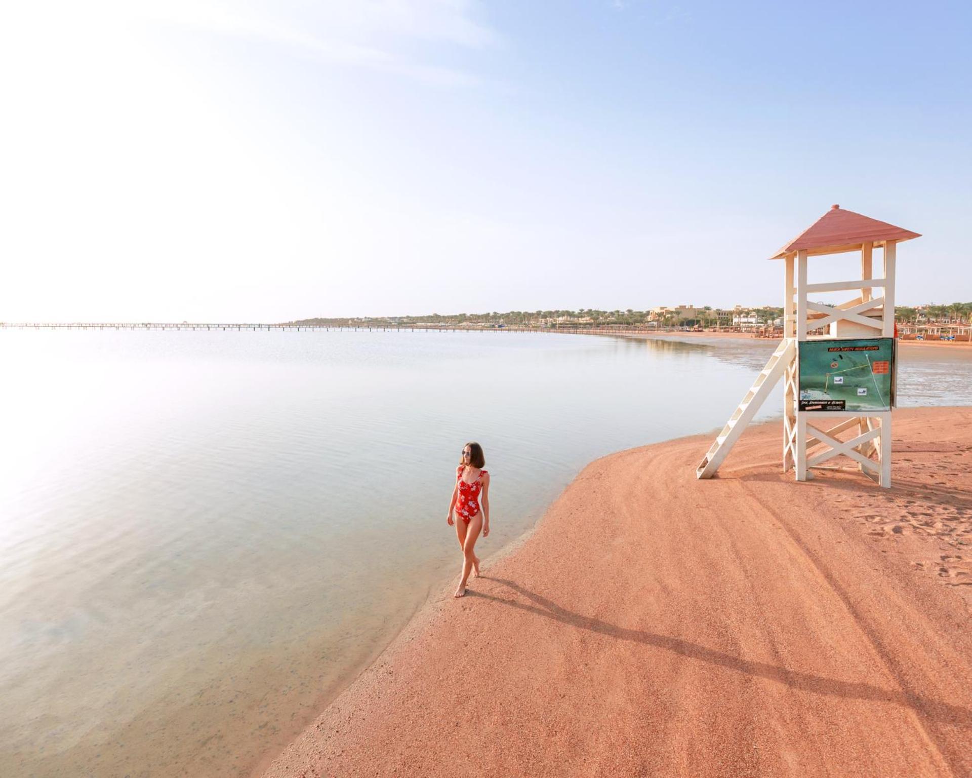 Pickalbatros Laguna Club Resort Sharm El Sheikh Eksteriør billede The beach at the dam
